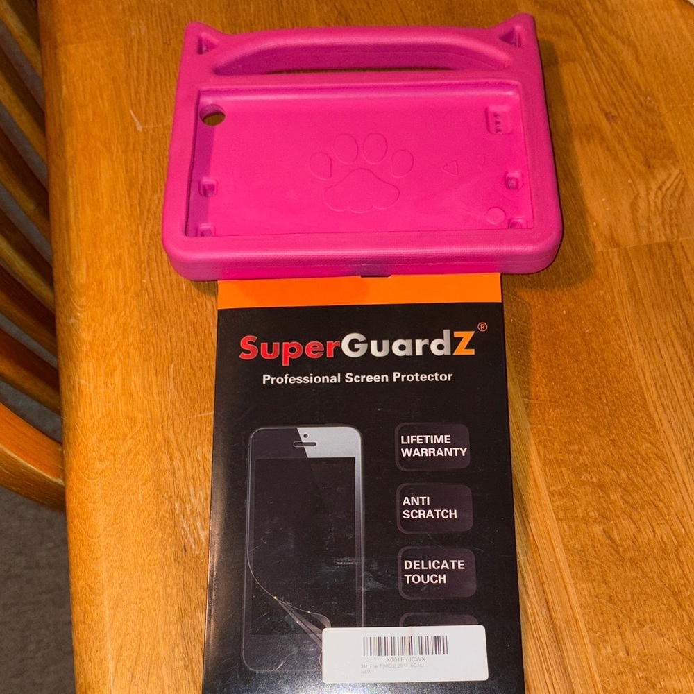 Amazon Pink Tablet Stand with new Screen Protector kindle 7